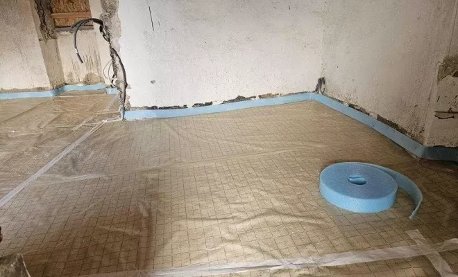 Pose de chape liquide, Aubenas, Hervé Trouillas
