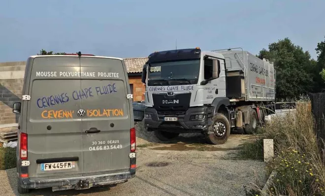 Pose de chape liquide, Aubenas, Hervé Trouillas