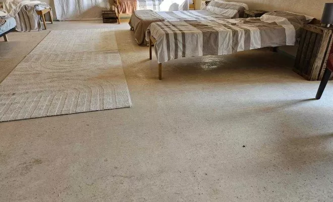 Pose de chape liquide, Aubenas, Hervé Trouillas